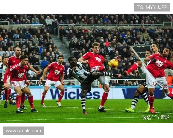 前诺丁汉森林铁卫托福洛自由转会夏洛特 FC，美职联再添英超经验